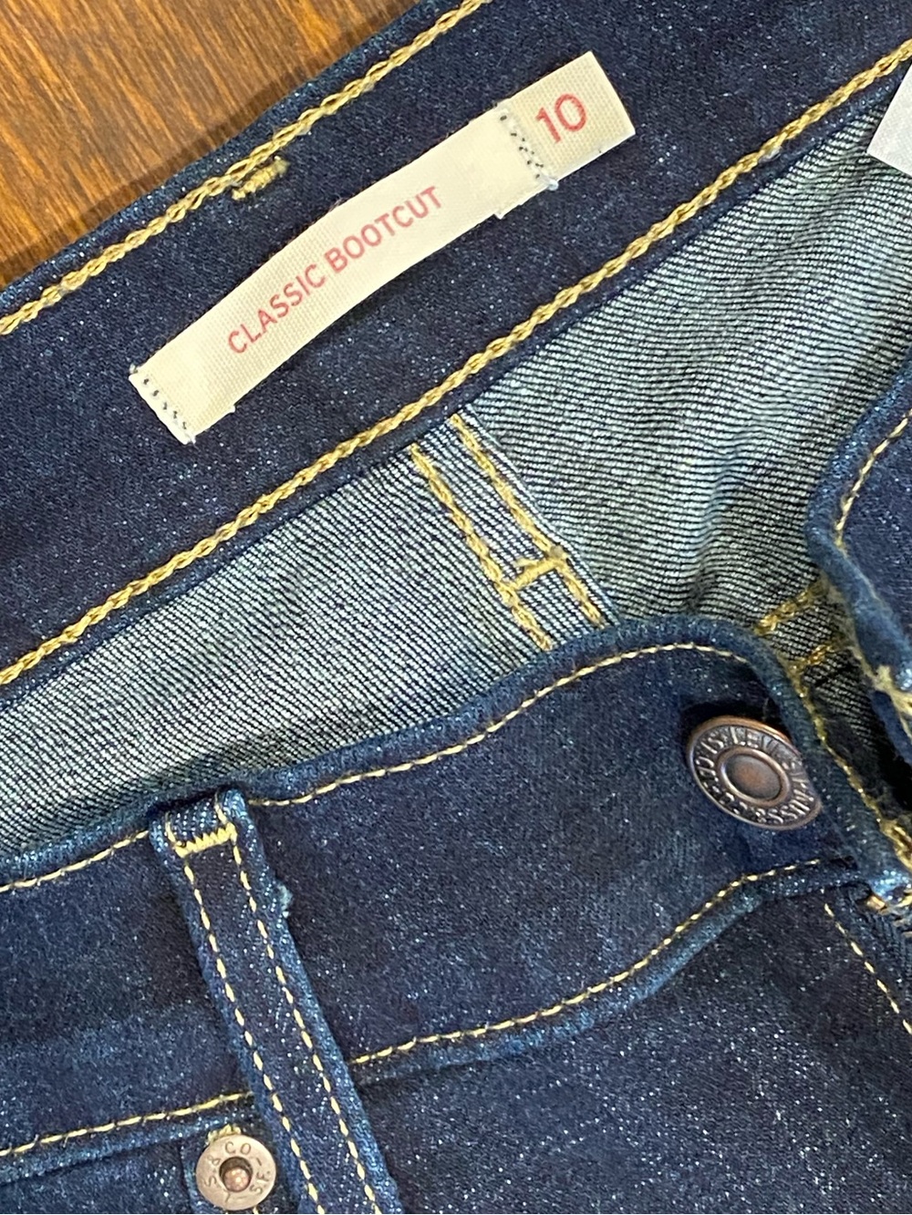 Levis Classic Bootcut Jean NWOT👢💙 - Picture 2 of 5